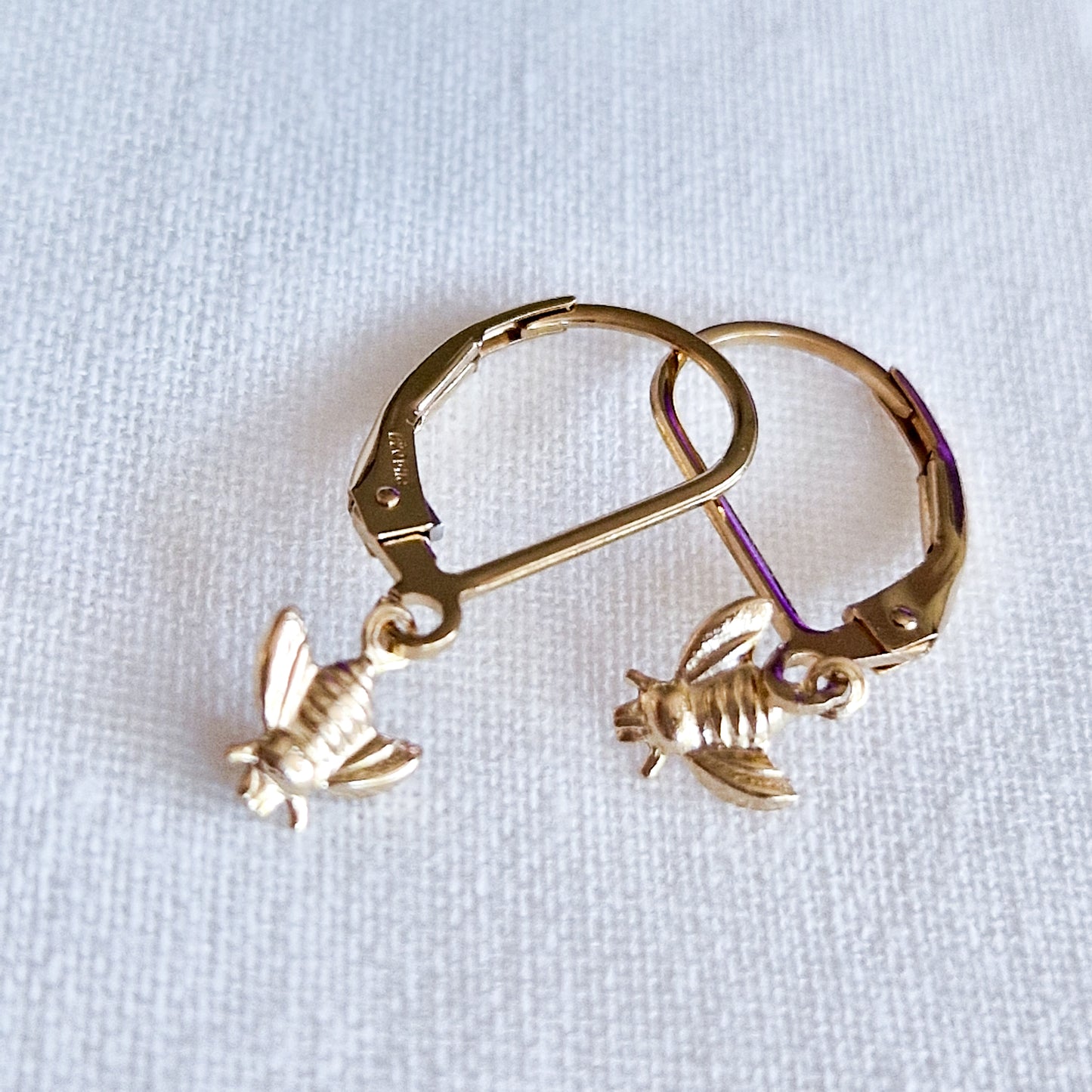 THE LUXURY MINI BEE' EARRINGS