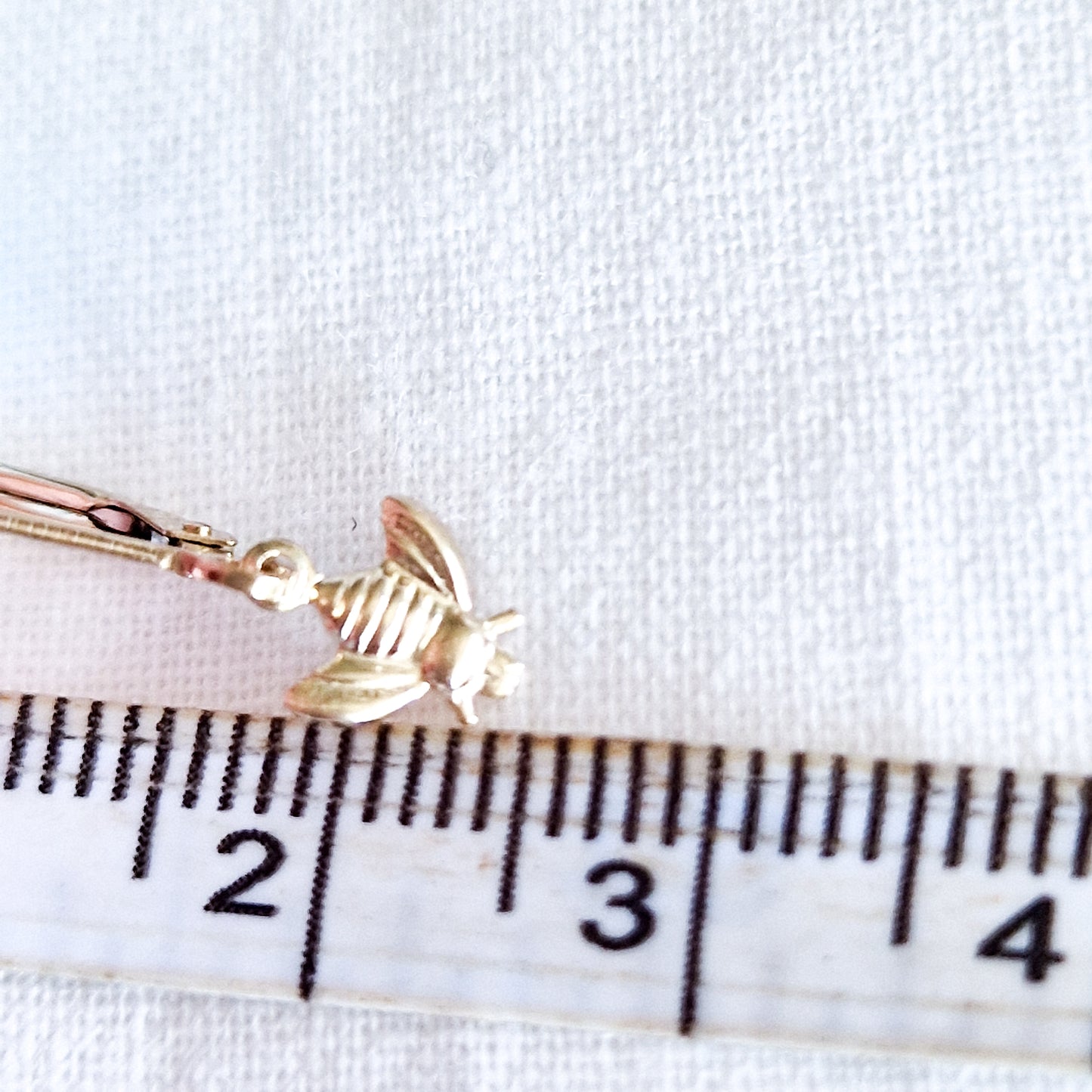 THE LUXURY MINI BEE' EARRINGS