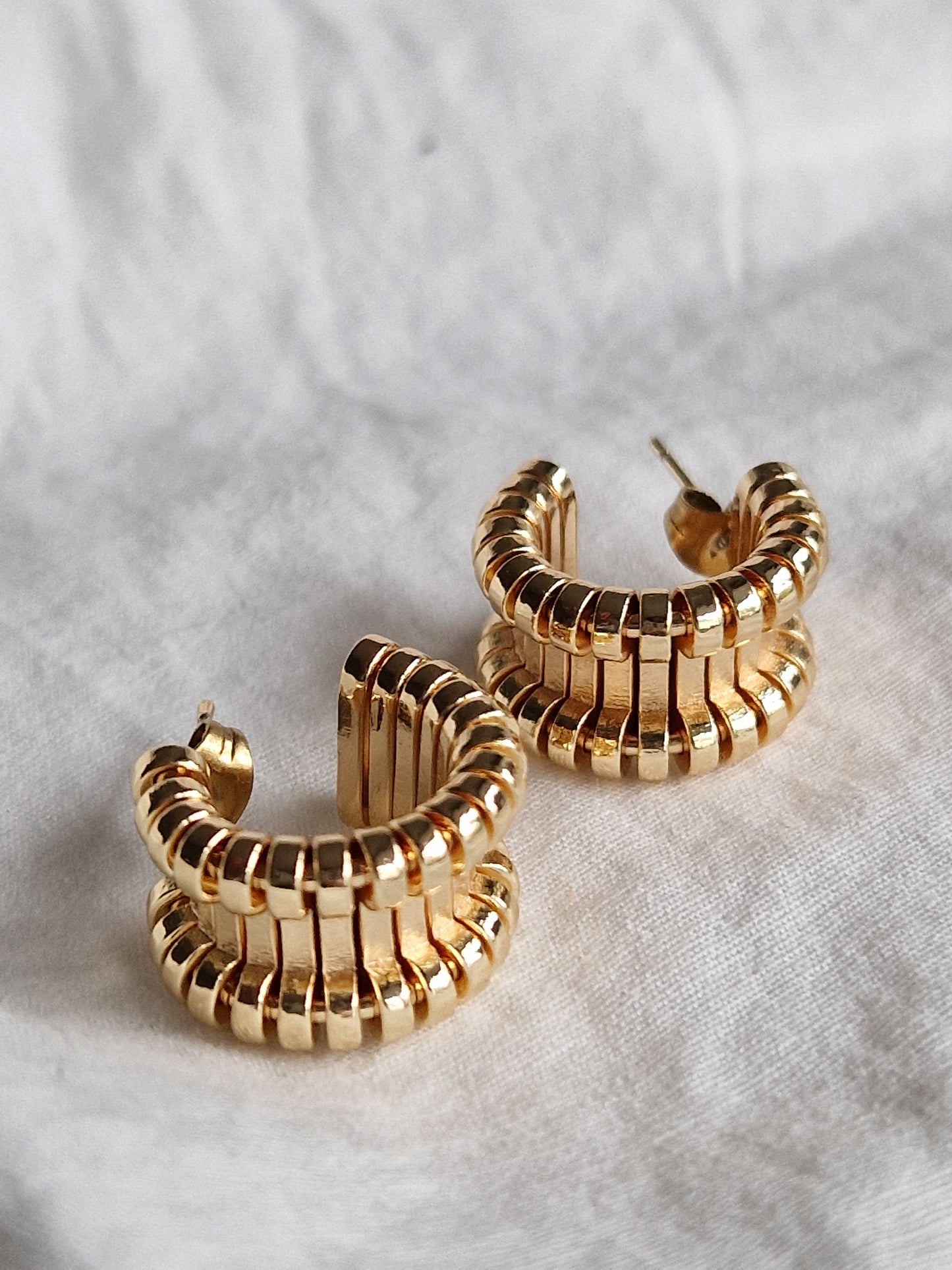 Gold 'Rib' Hoops
