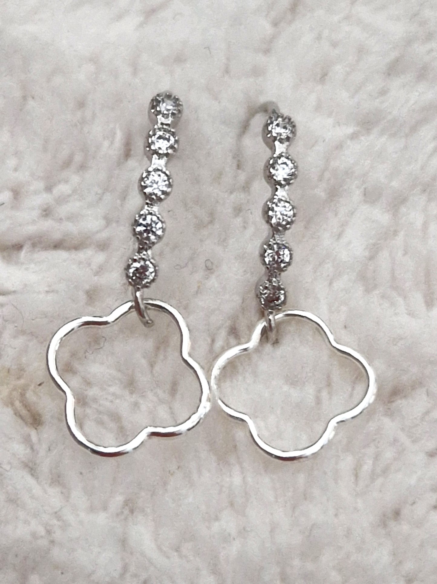 Crystal Hook Earring - Silver Clover